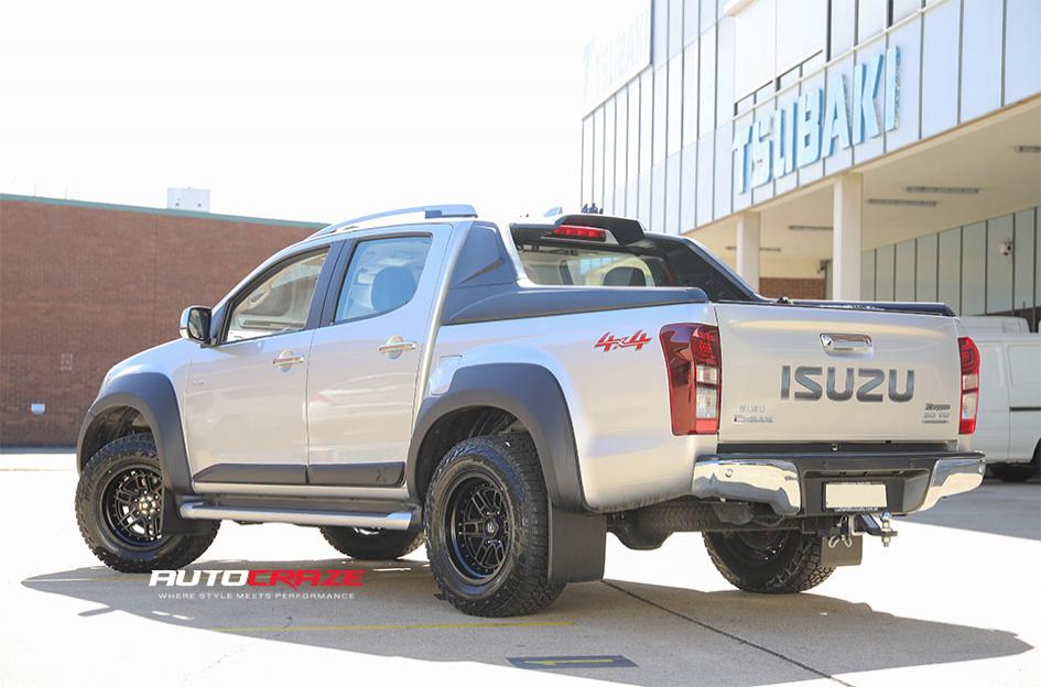 ISUZU DMAX ENDURO MATTE BLACK